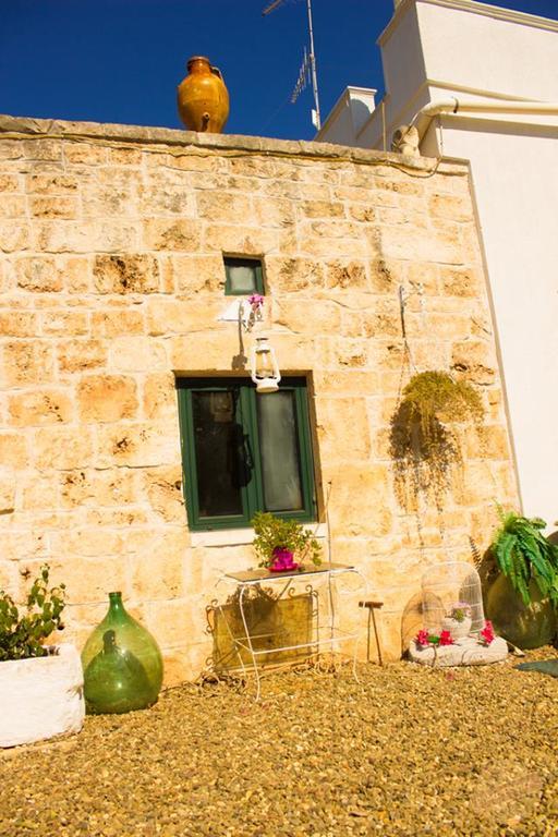 Borgo Degli Artisti Villa Остуни Екстериор снимка